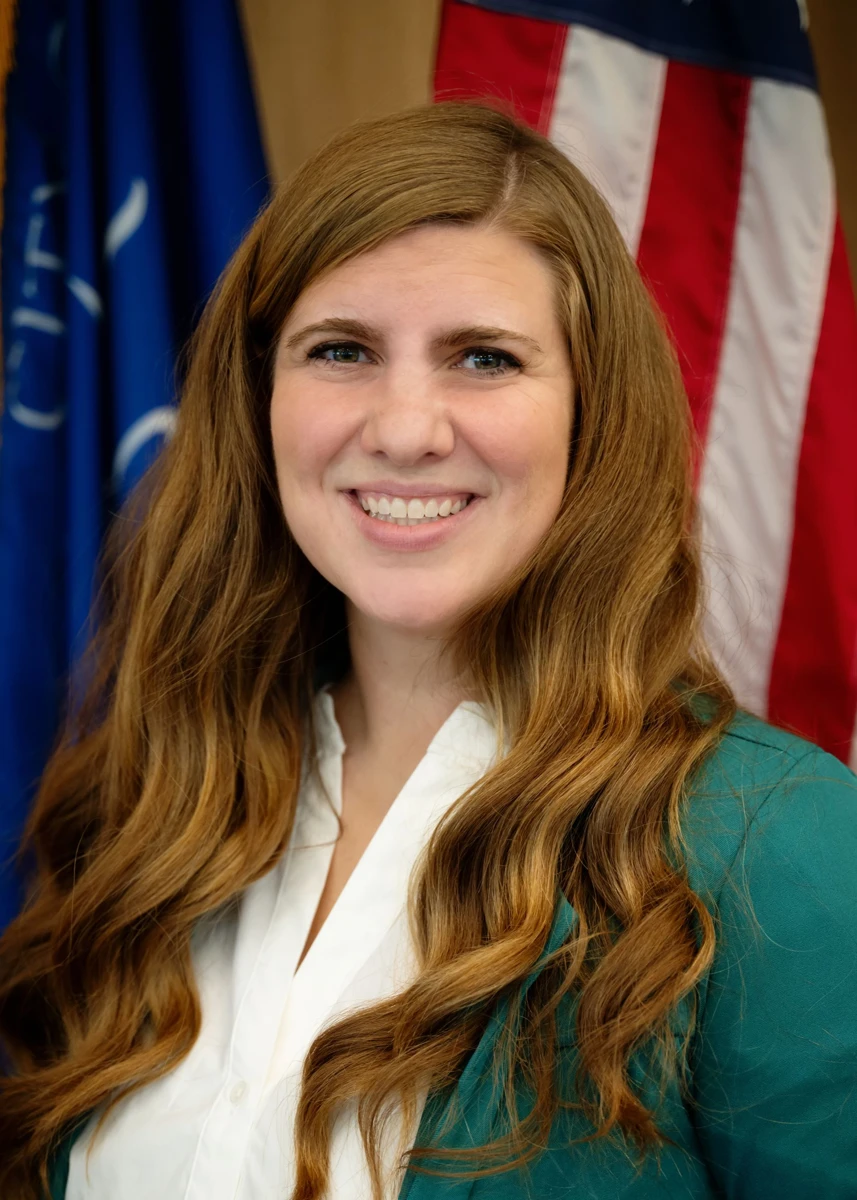 Official portrait of Emma Wilson from saratogasprings-ut.gov