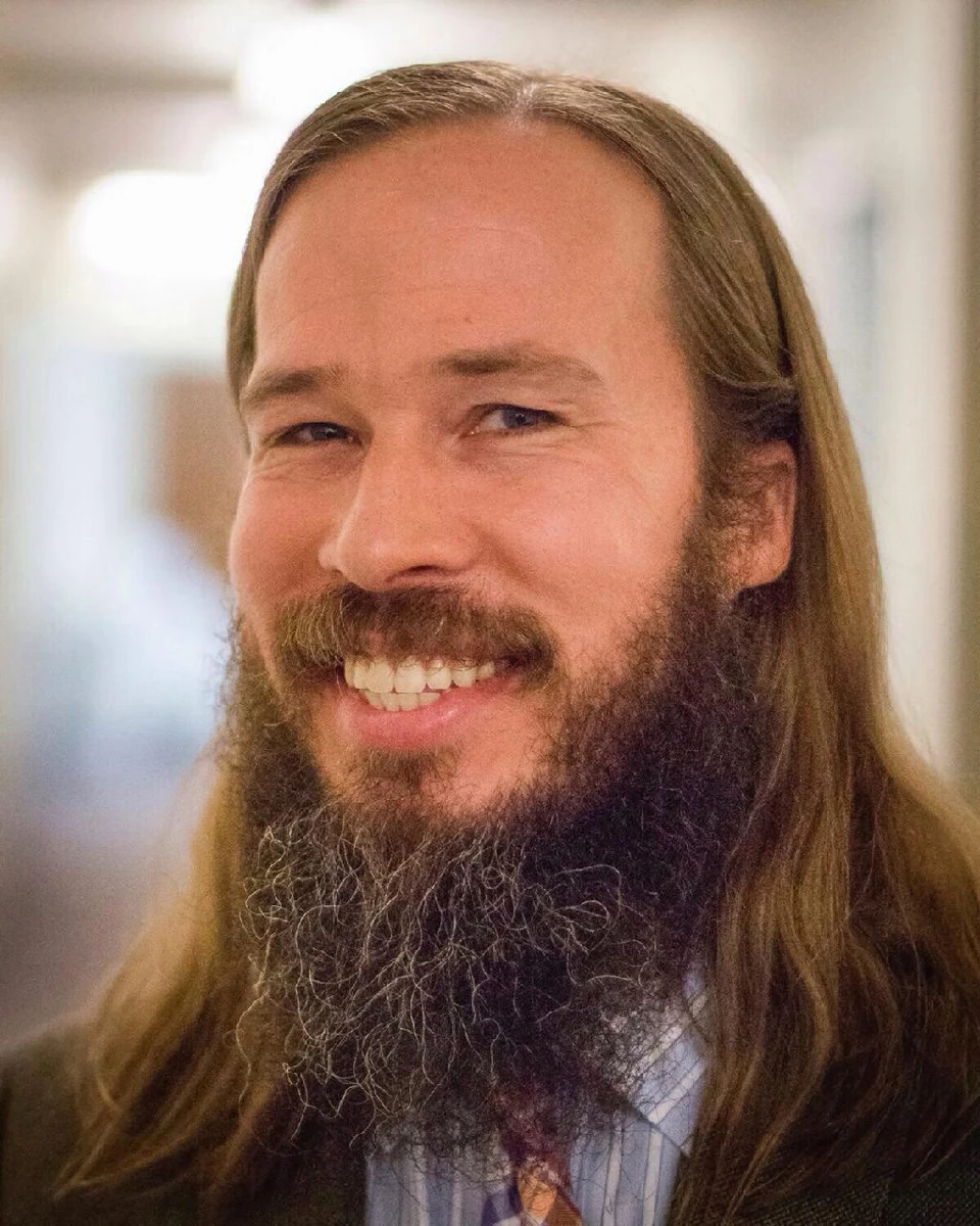Portrait of Gary C. New from vote4new.com