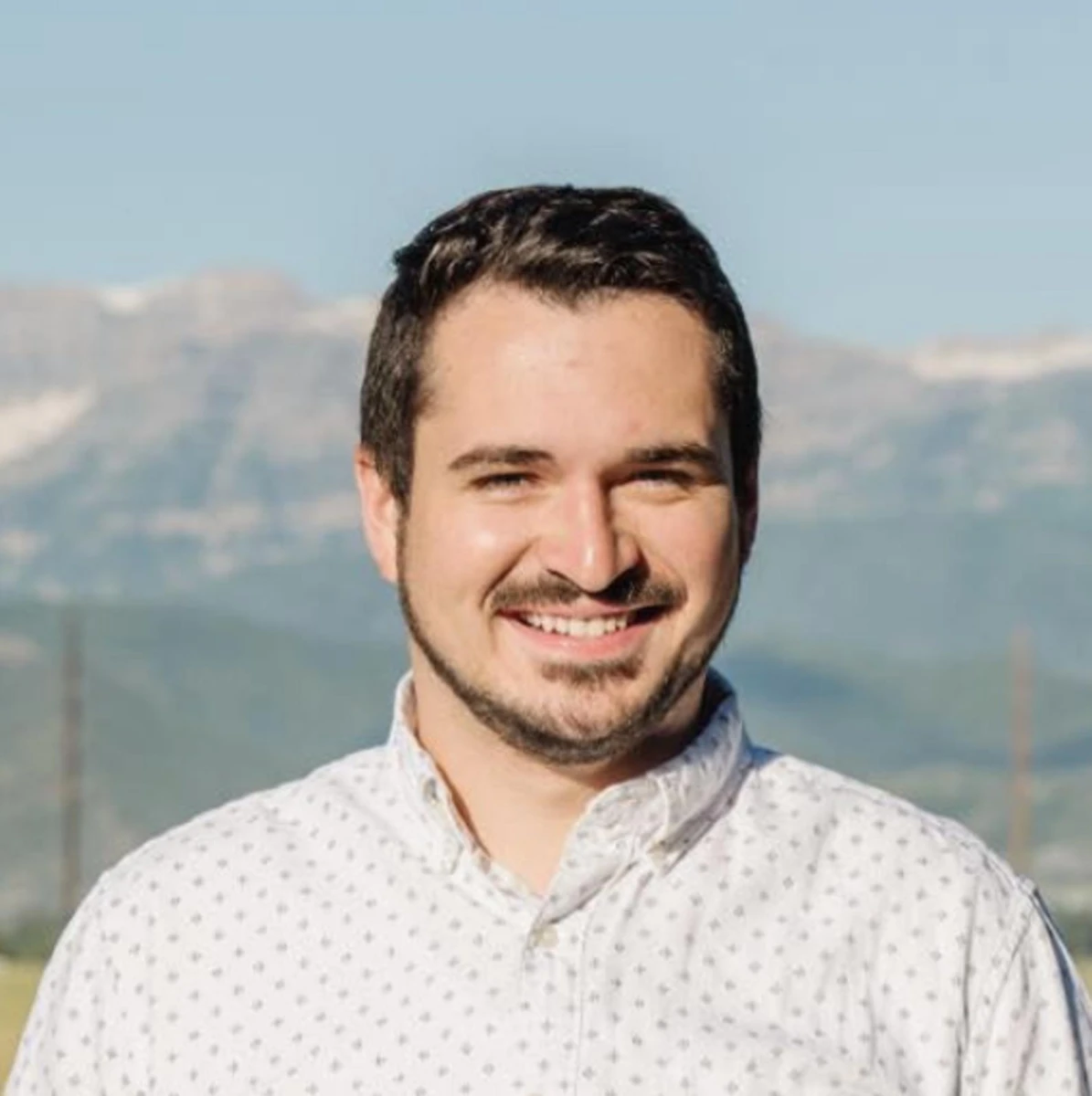 Candidate headshot of Luke Searle from their BallotReady profile